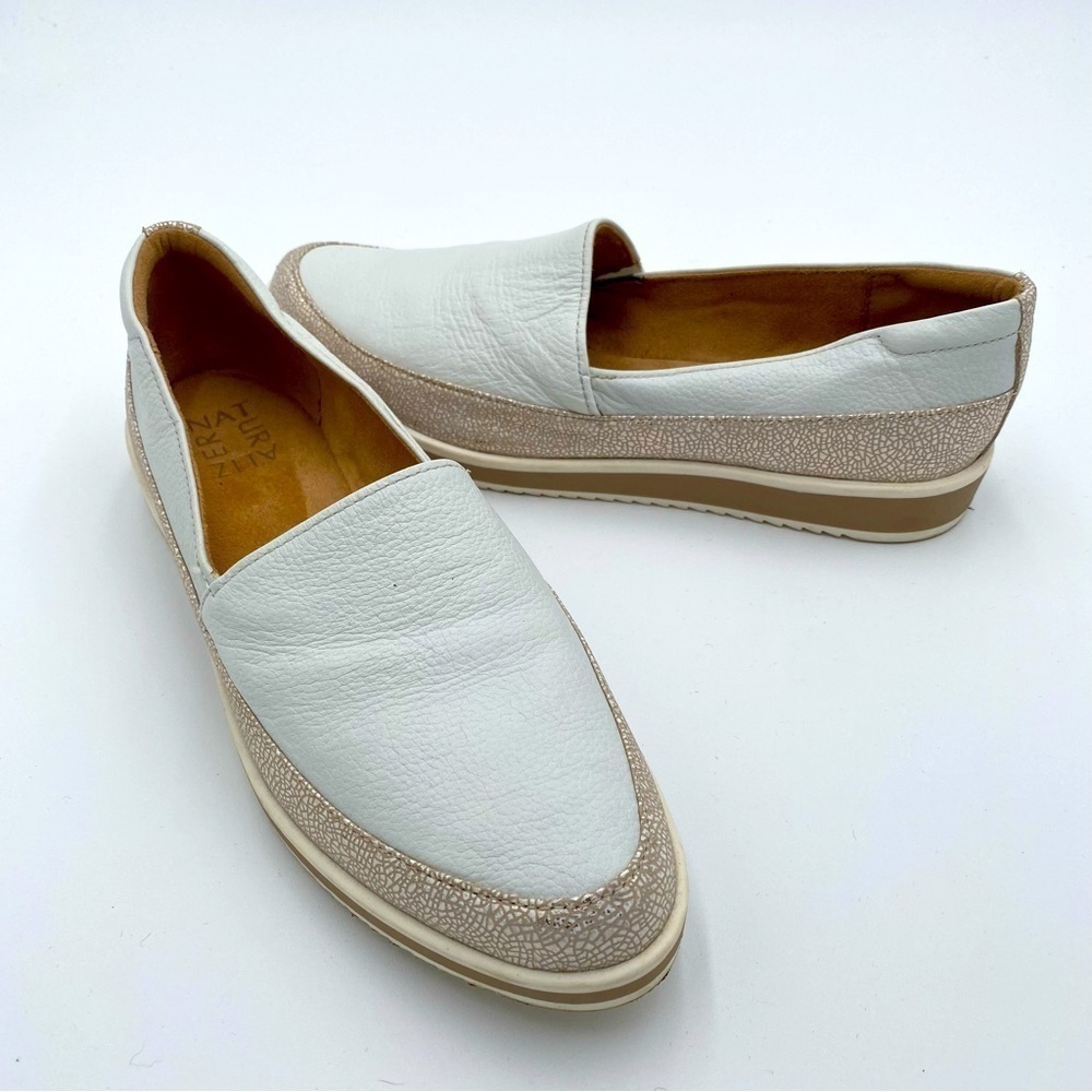 Naturalizer Leather Beale Slip On Pointed Toe Flats Loafers Shoes White Size 8.5